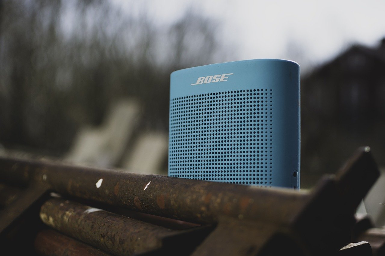 bose, speaker, staging, rust, metal, iron, turquoise, bluetooth speaker, music, bose, bose, bluetooth speaker, bluetooth speaker, bluetooth speaker, bluetooth speaker, bluetooth speaker